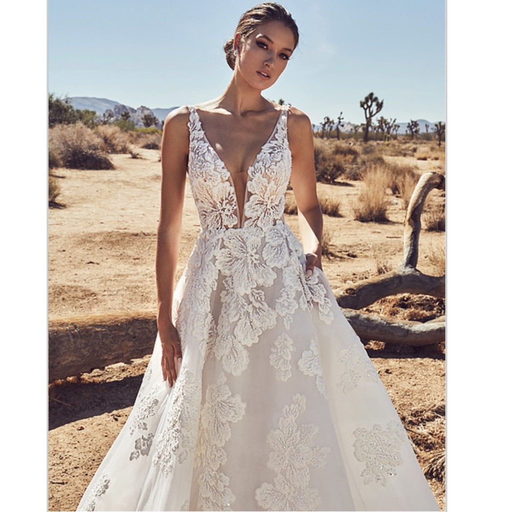 Calla Blanche | Willow 19110 Wedding dresses - Picture 2 of 6